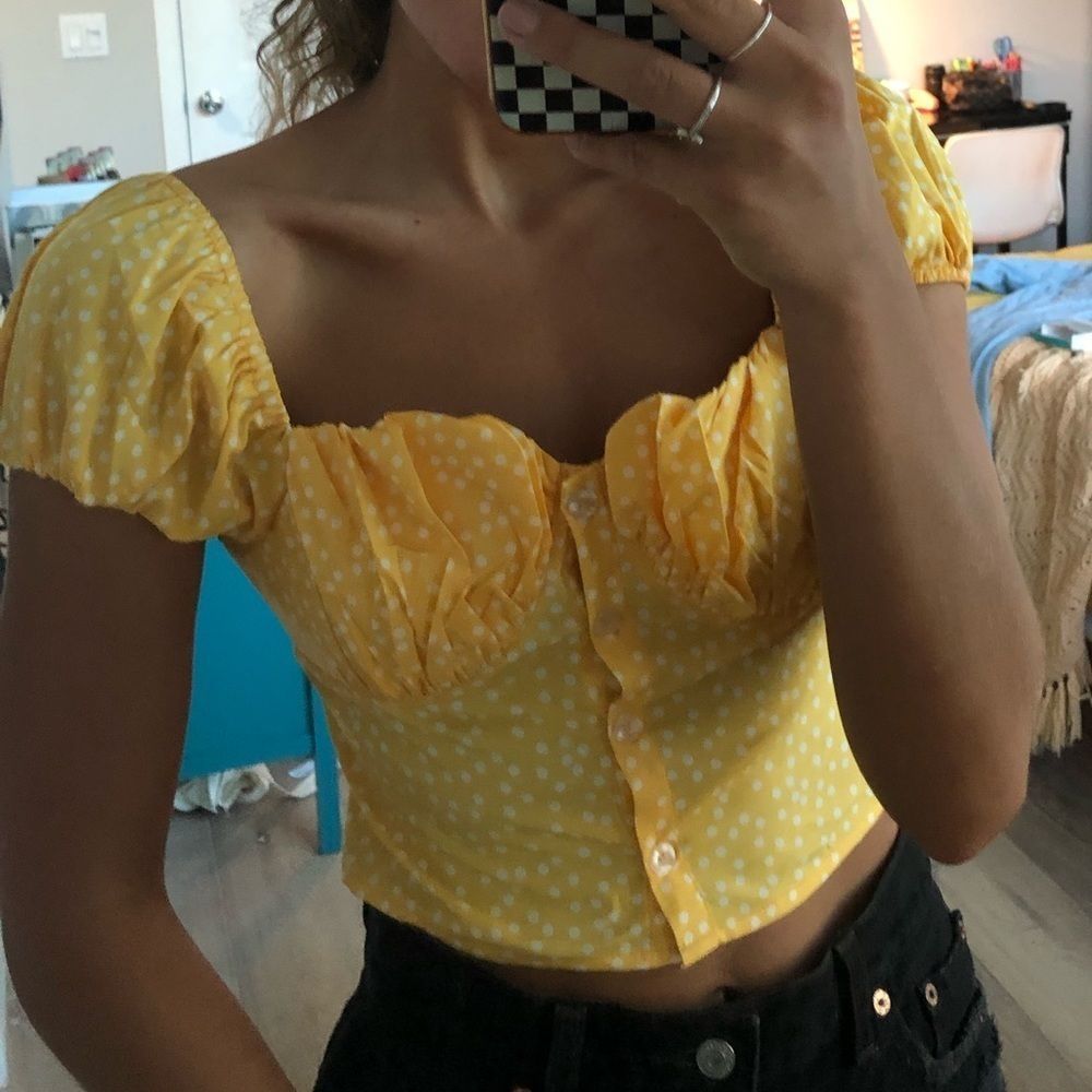 polka dot crop top - Picture 1 of 5